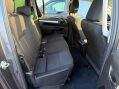 Toyota Hilux 2.4 D-4D Invincible Pickup Double Cab 4dr Diesel Auto 4WD Euro 6 (s/s) (TSS 33