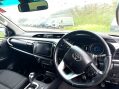 Toyota Hilux 2.4 D-4D Invincible Pickup Double Cab 4dr Diesel Auto 4WD Euro 6 (s/s) (TSS 19