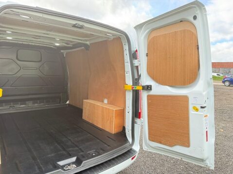 Ford Transit Custom 2.0 300 EcoBlue Limited Panel Van 5dr Diesel Auto L1 H1 Euro 6 (s/s) (130 p 42