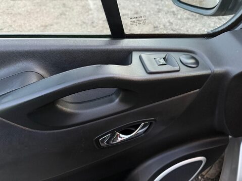 Vauxhall Vivaro 1.6 CDTi 2900 Sportive Panel Van 5dr Diesel Manual L2 H1 Euro 6 (120 ps) 45