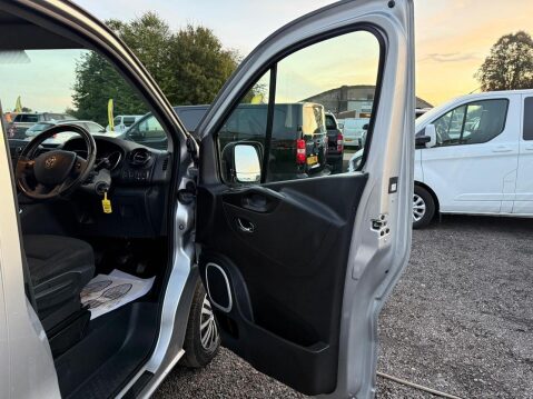 Vauxhall Vivaro 1.6 CDTi 2900 Sportive Panel Van 5dr Diesel Manual L2 H1 Euro 6 (120 ps) 31