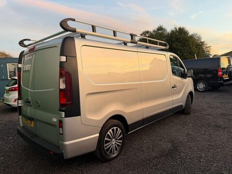 Vauxhall Vivaro 1.6 CDTi 2900 Sportive Panel Van 5dr Diesel Manual L2 H1 Euro 6 (120 ps) 7