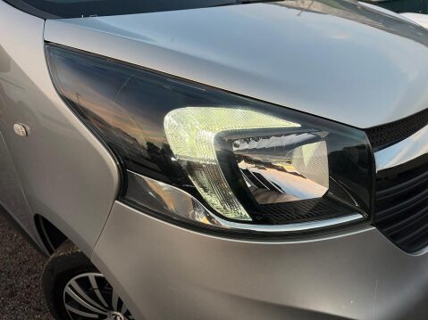 Vauxhall Vivaro 1.6 CDTi 2900 Sportive Panel Van 5dr Diesel Manual L2 H1 Euro 6 (120 ps) 47