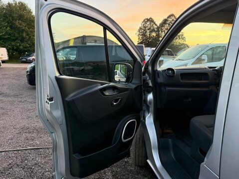 Vauxhall Vivaro 1.6 CDTi 2900 Sportive Panel Van 5dr Diesel Manual L2 H1 Euro 6 (120 ps) 34