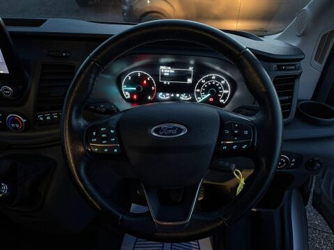 Ford Transit 2.0 350 EcoBlue Trend Minibus Double Cab 5dr Diesel Manual RWD L2 H2 Euro 6 38