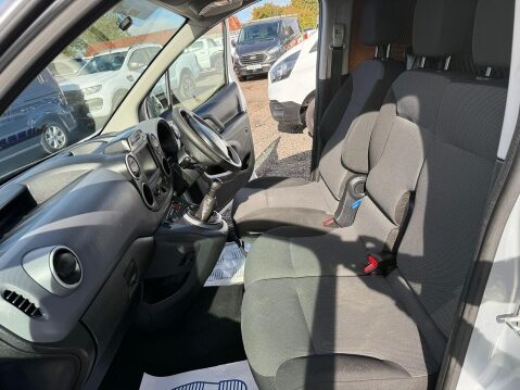 Peugeot Partner 1.6 BlueHDi 854 Professional Panel Van 5dr Diesel Manual L1 (112 g/km, 97.6 27