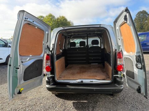 Peugeot Partner 1.6 BlueHDi 854 Professional Panel Van 5dr Diesel Manual L1 (112 g/km, 97.6 33