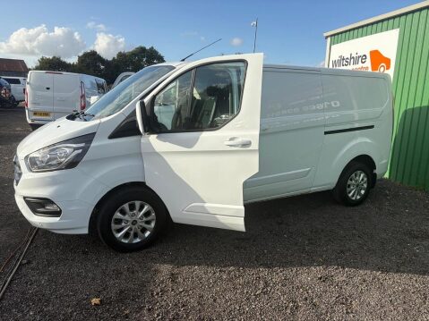 Ford Transit Custom 2.0 300 EcoBlue Limited Panel Van 5dr Diesel Manual L2 H1 Euro 6 (s/s) (130 26