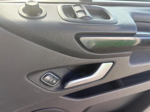 Ford Transit Custom 2.0 300 EcoBlue Limited Panel Van 5dr Diesel Manual L2 H1 Euro 6 (s/s) (130 8