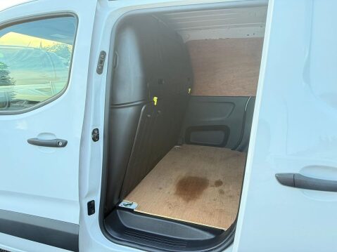Vauxhall Combo 1.6 Turbo D 2300 Sportive Panel Van 4dr Diesel Manual L1 H1 Euro 6 (s/s) (1 51