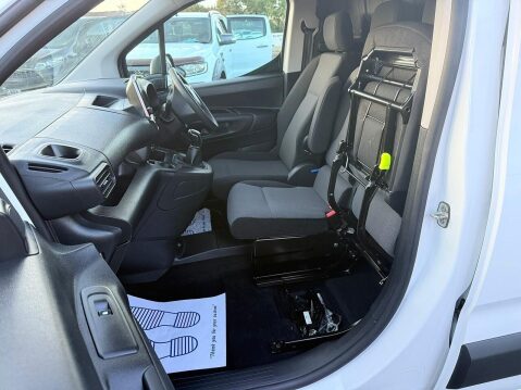 Vauxhall Combo 1.6 Turbo D 2300 Sportive Panel Van 4dr Diesel Manual L1 H1 Euro 6 (s/s) (1 42