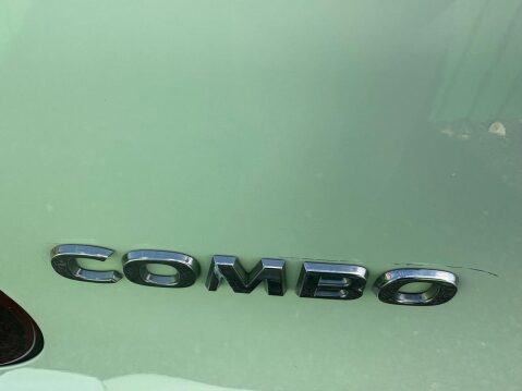 Vauxhall Combo 1.6 Turbo D 2300 Sportive Panel Van 4dr Diesel Manual L1 H1 Euro 6 (s/s) (1 70