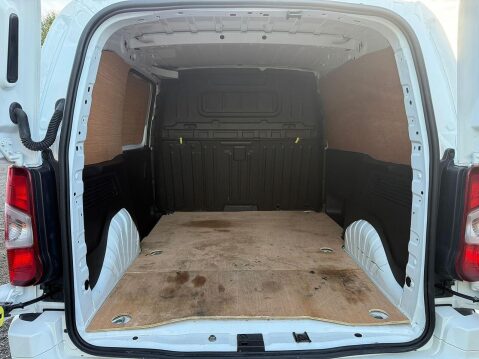 Vauxhall Combo 1.6 Turbo D 2300 Sportive Panel Van 4dr Diesel Manual L1 H1 Euro 6 (s/s) (1 50