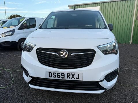 Vauxhall Combo 1.6 Turbo D 2300 Sportive Panel Van 4dr Diesel Manual L1 H1 Euro 6 (s/s) (1 7