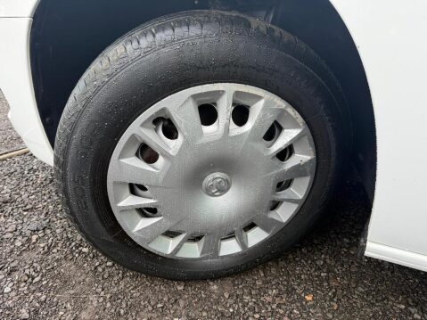 Vauxhall Combo 1.6 Turbo D 2300 Sportive Panel Van 4dr Diesel Manual L1 H1 Euro 6 (s/s) (1 27