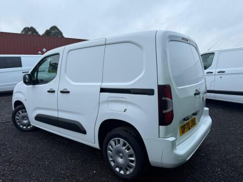 Vauxhall Combo 1.6 Turbo D 2300 Sportive Panel Van 4dr Diesel Manual L1 H1 Euro 6 (s/s) (1 15