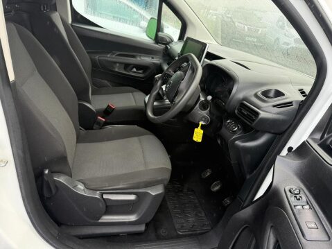 Vauxhall Combo 1.6 Turbo D 2300 Sportive Panel Van 4dr Diesel Manual L1 H1 Euro 6 (s/s) (1 20