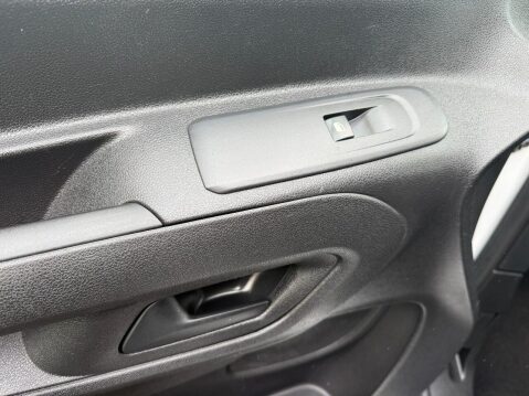 Vauxhall Combo 1.6 Turbo D 2300 Sportive Panel Van 4dr Diesel Manual L1 H1 Euro 6 (s/s) (1 23