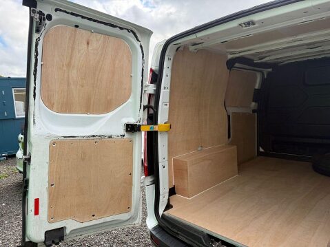 Ford Transit Custom LTD WHEELS 280 EcoBlue Trend L1 2.0 5dr Panel Van Manual Diesel 39