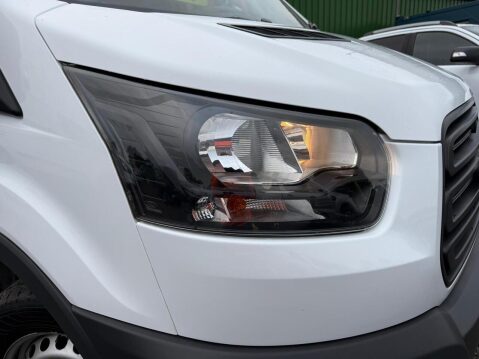 Ford Transit 2.0 350 EcoBlue P/Van Diesel Man RWD L2 H2 Euro 6 130 ps Air Con & Racking 46