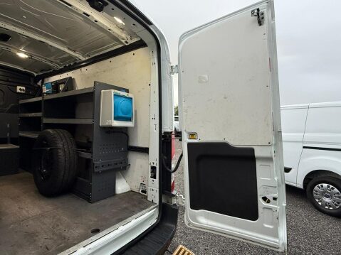 Ford Transit 2.0 350 EcoBlue P/Van Diesel Man RWD L2 H2 Euro 6 130 ps Air Con & Racking 33