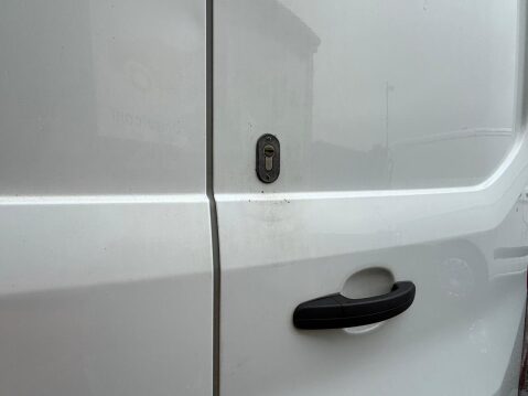 Ford Transit 2.0 350 EcoBlue P/Van Diesel Man RWD L2 H2 Euro 6 130 ps Air Con & Racking 39