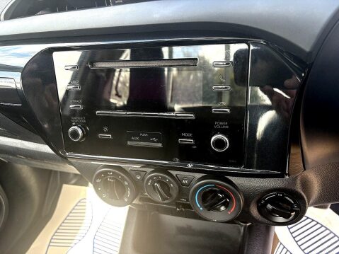 Toyota Hilux 2.4 D-4D Active Narrow Body 4WD Euro 6 2dr 36