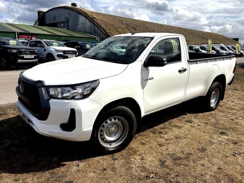 Toyota Hilux 2.4 D-4D Active Narrow Body 4WD Euro 6 2dr 14