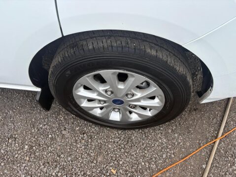 Ford Transit Custom 300 EcoBlue Limited aircon alloys heated seat Limited Spec 2.0 5dr Panel Va 28