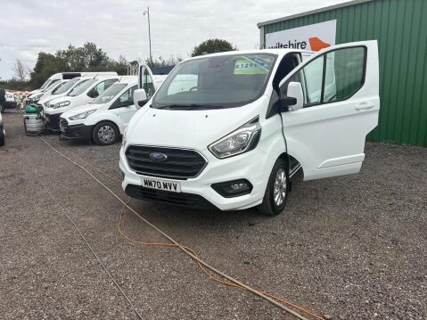 Ford Transit Custom 300 EcoBlue Limited aircon alloys heated seat Limited Spec 2.0 5dr Panel Va 16