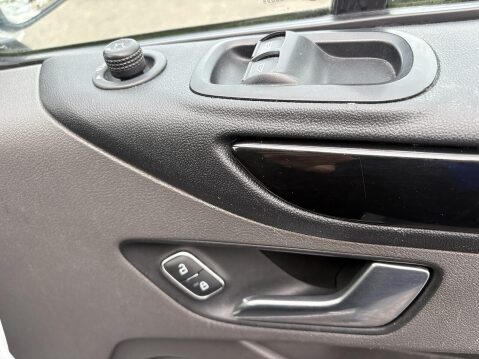 Ford Transit Custom 300 EcoBlue Limited L1 AIRCON HEATED SEAT 2.0 5dr Panel Van Manual Diesel 51