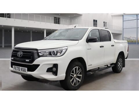 Toyota Hilux 2.4 D-4D Invincible X Pickup Double Cab 4dr Diesel Manual 4WD Euro 6 (s/s) 1