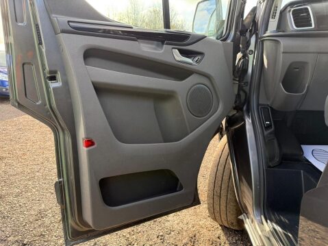 Ford Transit Custom 2.0 300 EcoBlue Limited Panel Van 5dr Diesel Manual L2 H1 Euro 6 (s/s) (130 45