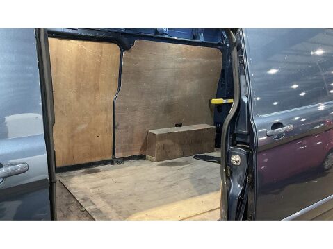 Ford Transit Custom 2.0 320 EcoBlue Limited Panel Van 5dr Diesel Auto L2 H2 Euro 6 (s/s) (170 p 7