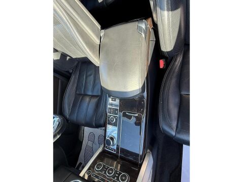 Land Rover Range Rover 4.4 SD V8 Vogue SE SUV 5dr Diesel Auto 4WD Euro 5 (339 ps) 73