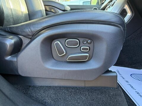 Land Rover Range Rover 4.4 SD V8 Vogue SE SUV 5dr Diesel Auto 4WD Euro 5 (339 ps) 29