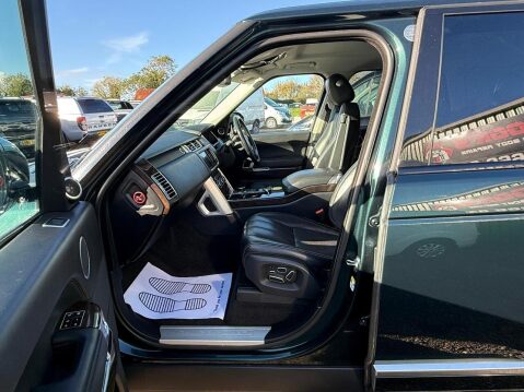 Land Rover Range Rover 4.4 SD V8 Vogue SE SUV 5dr Diesel Auto 4WD Euro 5 (339 ps) 62