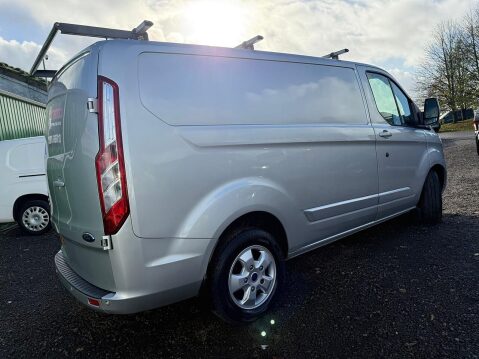 Ford Transit Custom 2.0 TDCi 270 Limited Panel Van 5dr Diesel Manual L1 H1 (157 g/km, 128 bhp) 16