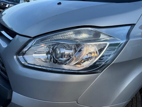 Ford Transit Custom 2.0 TDCi 270 Limited Panel Van 5dr Diesel Manual L1 H1 (157 g/km, 128 bhp) 54