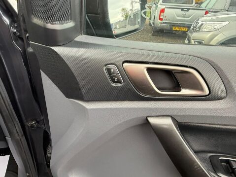 Ford Ranger 3.2 TDCi Wildtrak Pickup Double Cab 4dr Diesel Manual 4WD Euro 5 (s/s) (200 44