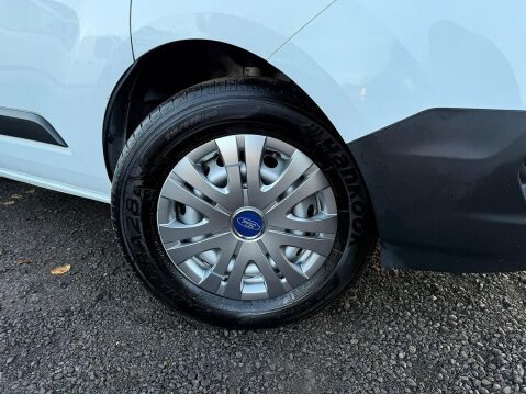 Ford Transit Custom 2.0 340 EcoBlue Panel Van 5dr Diesel Manual L2 H2 Euro 6 (130 ps) 25