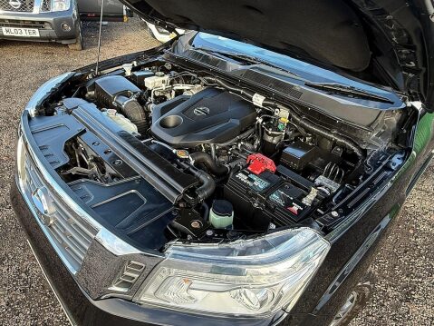 Nissan Navara 2.3 dCi Tekna Pickup Double Cab 4dr Diesel Manual 4WD Euro 6 (s/s) (190 ps) 57