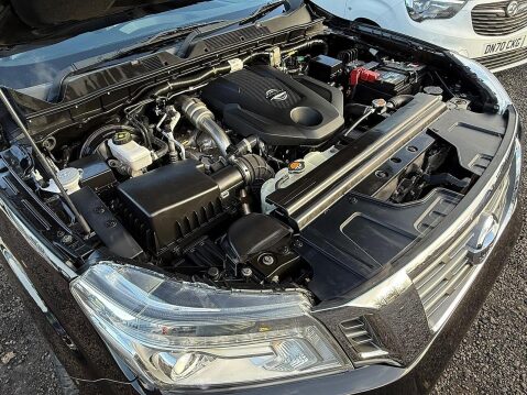 Nissan Navara 2.3 dCi Tekna Pickup Double Cab 4dr Diesel Manual 4WD Euro 6 (s/s) (190 ps) 56