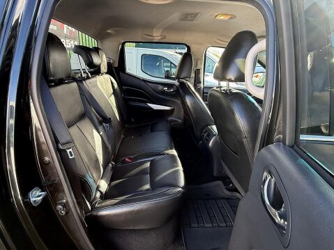 Nissan Navara 2.3 dCi Tekna Pickup Double Cab 4dr Diesel Manual 4WD Euro 6 (s/s) (190 ps) 40