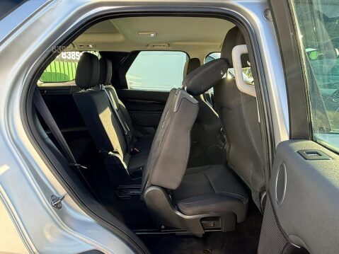 Land Rover Discovery 2.0 SD4 S SUV 5dr Diesel Auto 4WD Euro 6 (s/s) (240 ps) 30