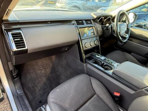 Land Rover Discovery 2.0 SD4 S SUV 5dr Diesel Auto 4WD Euro 6 (s/s) (240 ps) 19