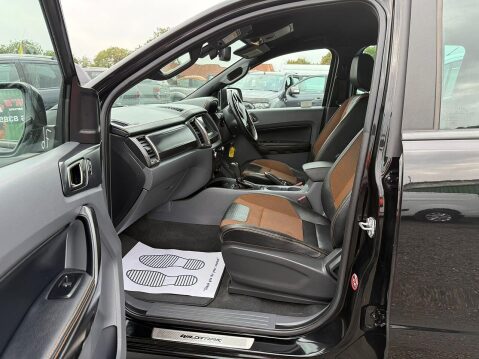 Ford Ranger 3.2 TDCi Wildtrak Pickup Double Cab 4dr Diesel Auto 4WD Euro 5 (200 ps) 24