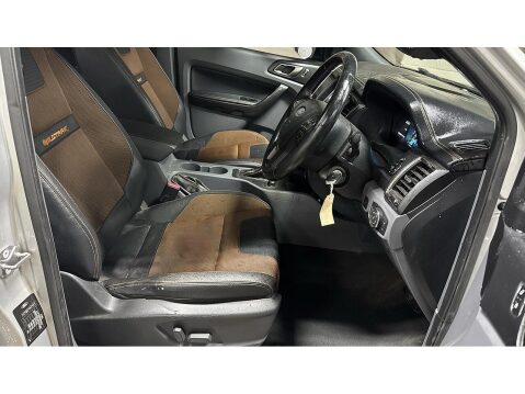 Ford Ranger 3.2 TDCi Wildtrak Pickup Double Cab 4dr Diesel Auto 4WD Euro 5 (200 ps) 10