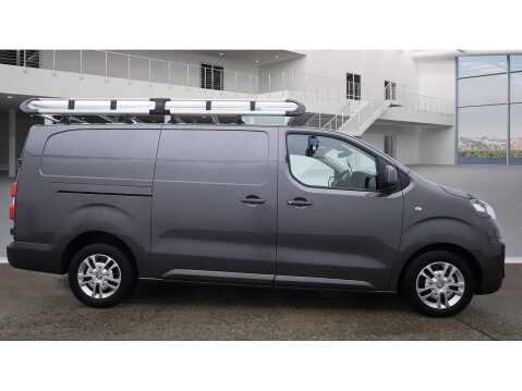 Vauxhall Vivaro 2.0 Turbo D 3100 Sportive Panel Van 5dr Diesel Manual L2 H1 Euro 6 (s/s) (1 7