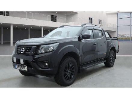 Nissan Navara 2.3 dCi N-Guard Pickup Double Cab 4dr Diesel Manual 4WD Euro 6 (s/s) (190 p